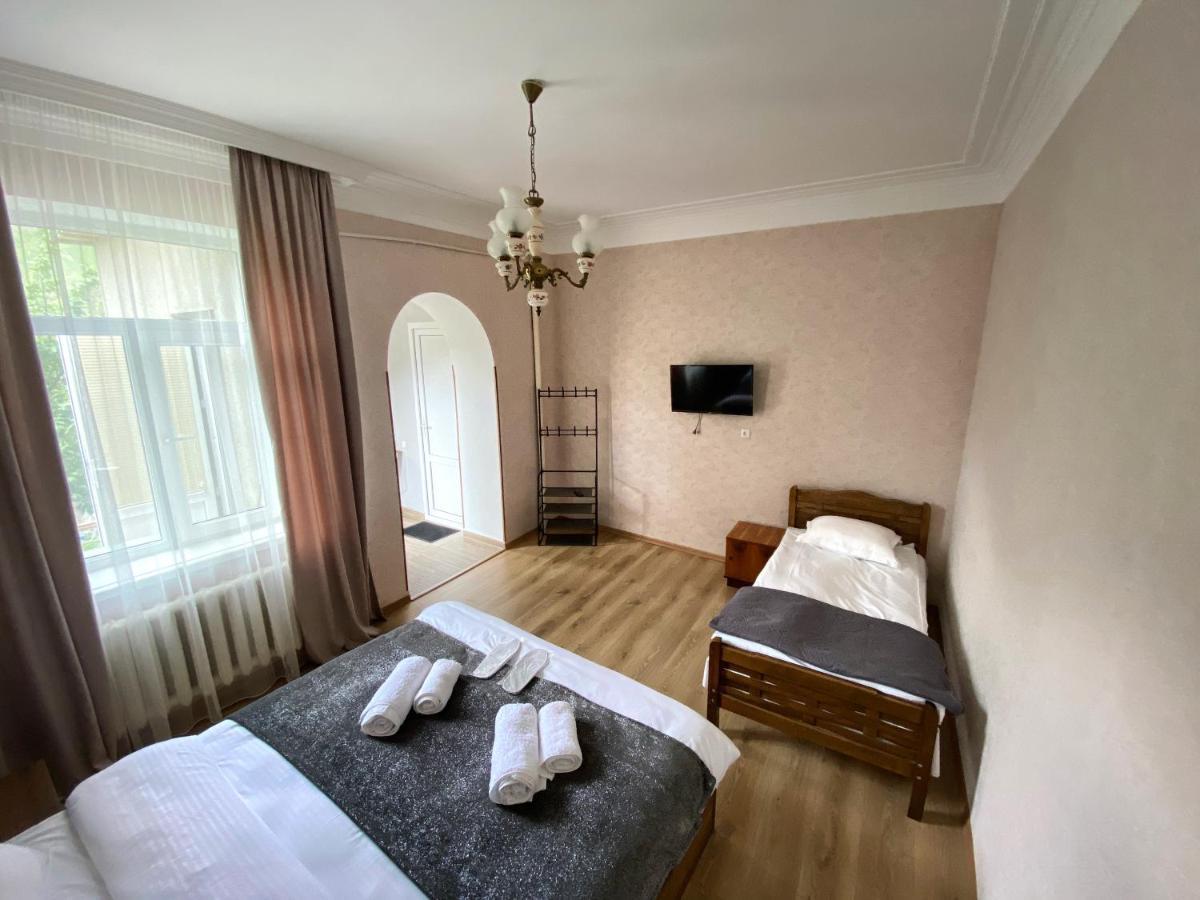 Dato Khetaguri Apartment Kazbegi Ngoại thất bức ảnh